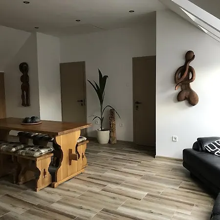 Bed & Breakfast Parkland 3*